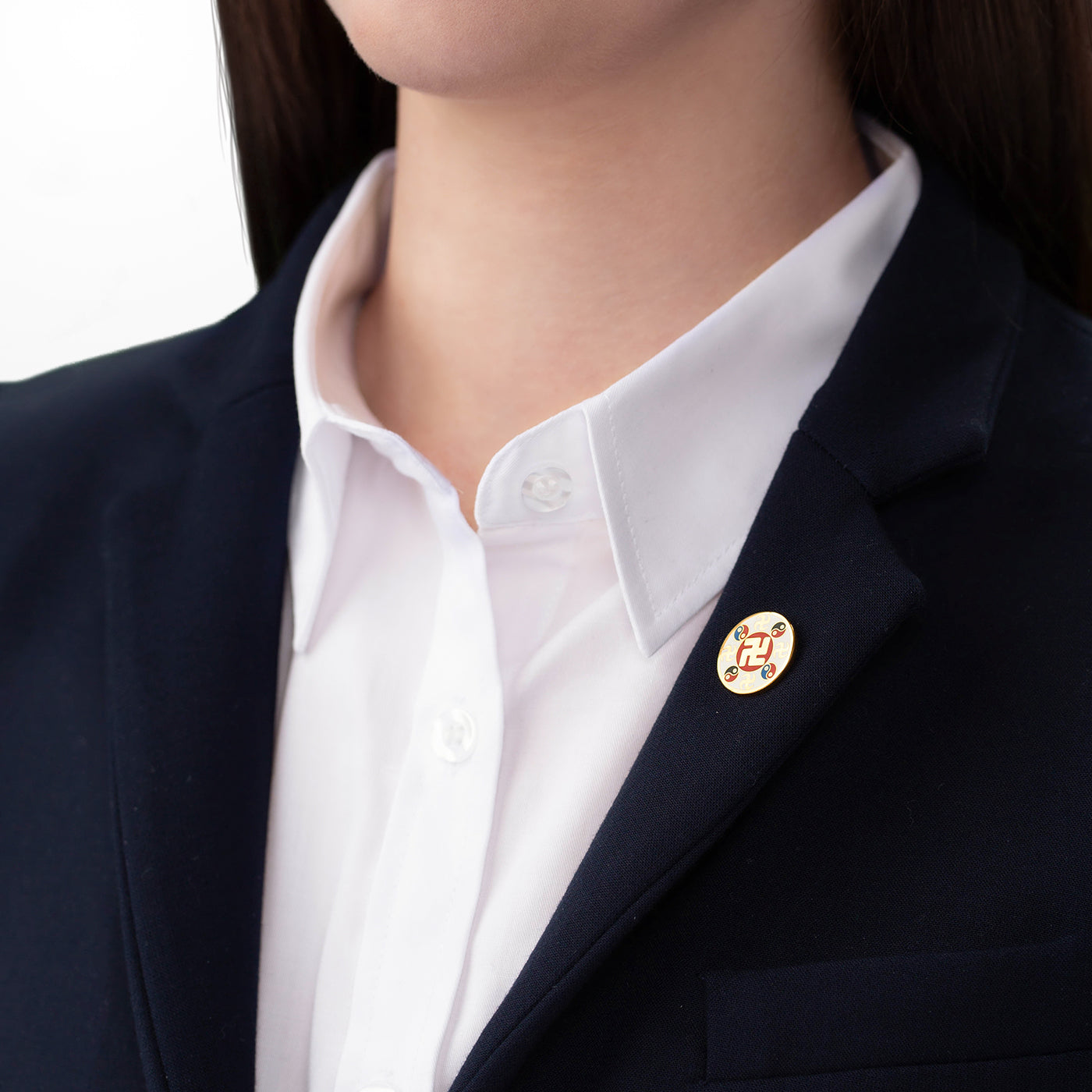 Falun Pin - White